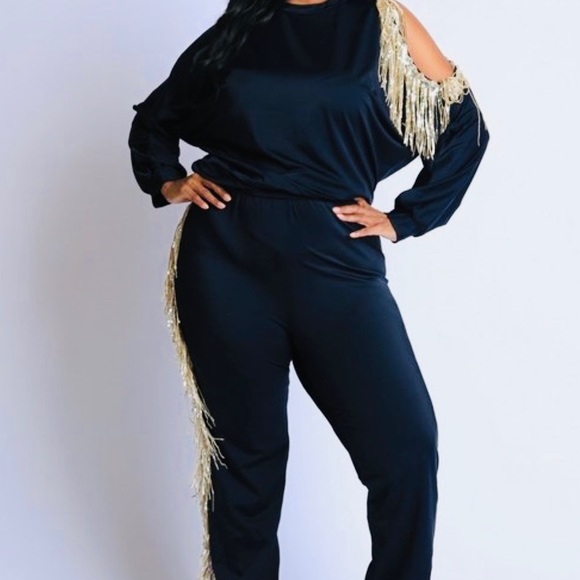 QUEENING! PLUS SIZE - Picture 2 of 6